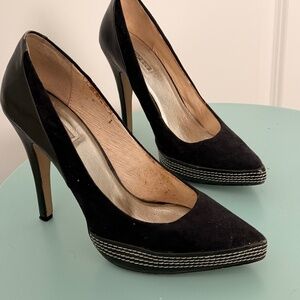 Vintage La Strada Heels